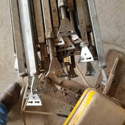 (10) proctor adjustable wall braces. Sold as one money