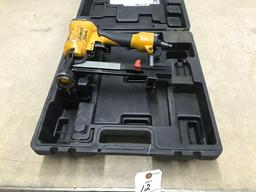 Bostitch air paper nailer, 3/4''- 1 1/2'', with case. Works well
