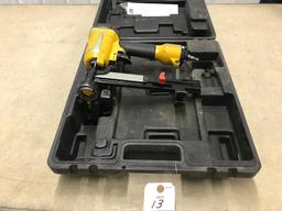 Bostitch air paper nailer, 3/4''-1 1/2'', with case. Works well