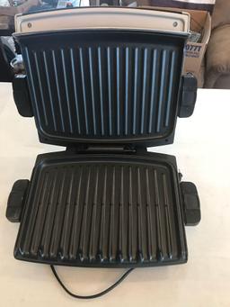 George Foreman Grilling Machine (Shipping available)
