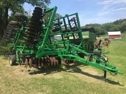 2013 John Deere 2310 mulch finisher, 27' 9", one owner, 4,000 acres, new shovels, with rolling