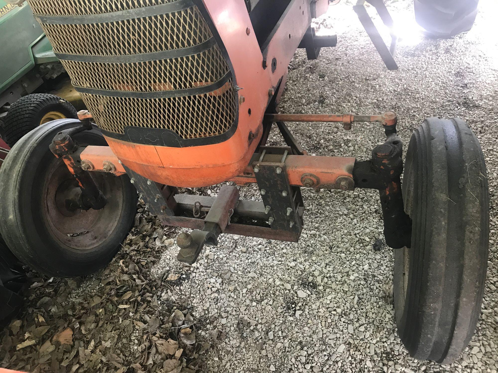 Allis Chalmers D14 gas Tractor w/wf, 3 pt., power steering, fenders, 13.6x26 rear tires, wh. Wghts,