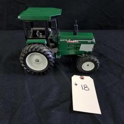 WHITE "AMERICAN 80" OLIVER GREEN 2WD 4 POST