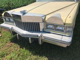 1975 CADILLAC SEDAN DEVILLE 4 DOOR