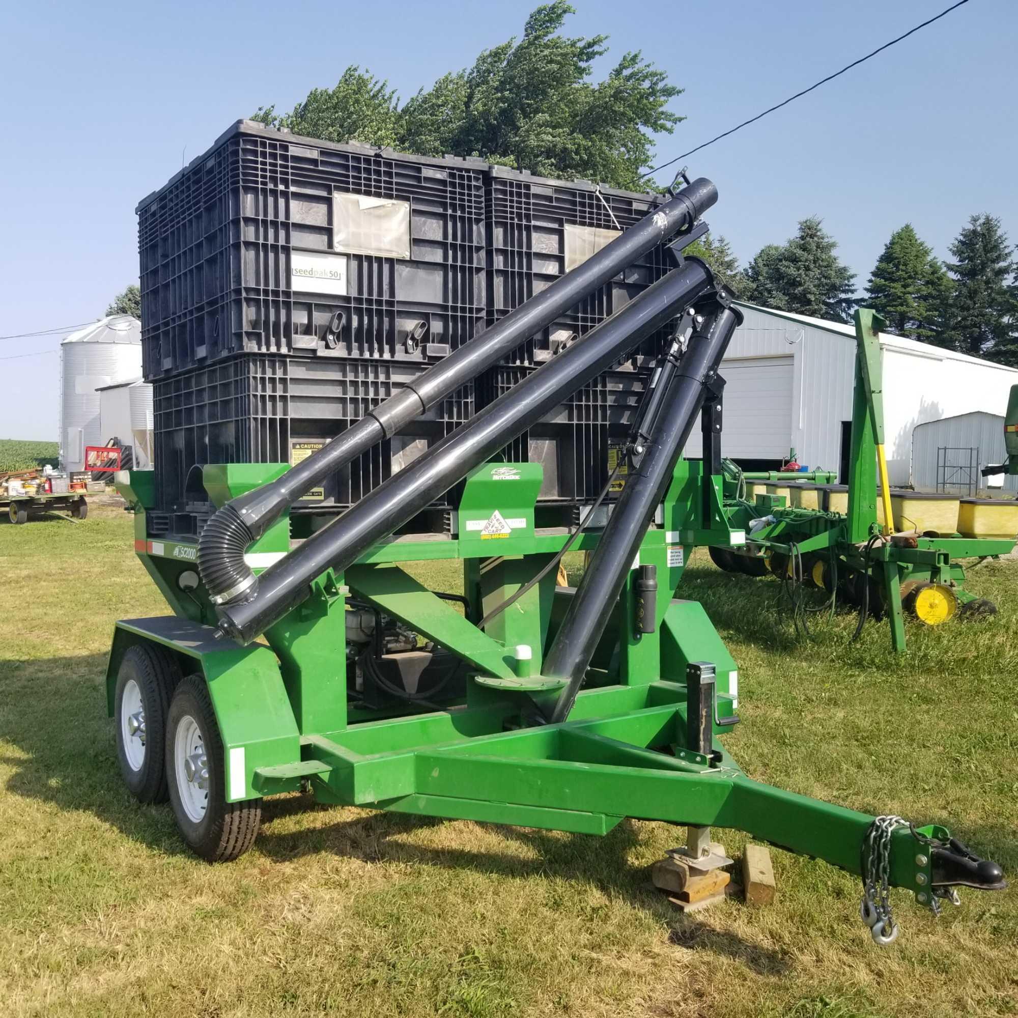 Hitch Doc Travis Easy Load 2 box Seed Cart