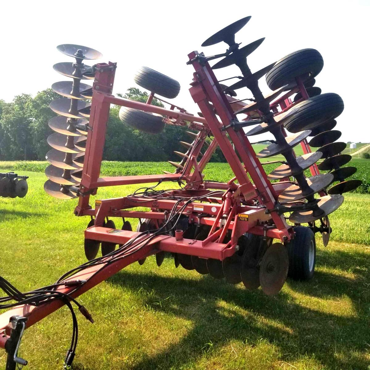 Case-IH 3950 22' Tandem Disc