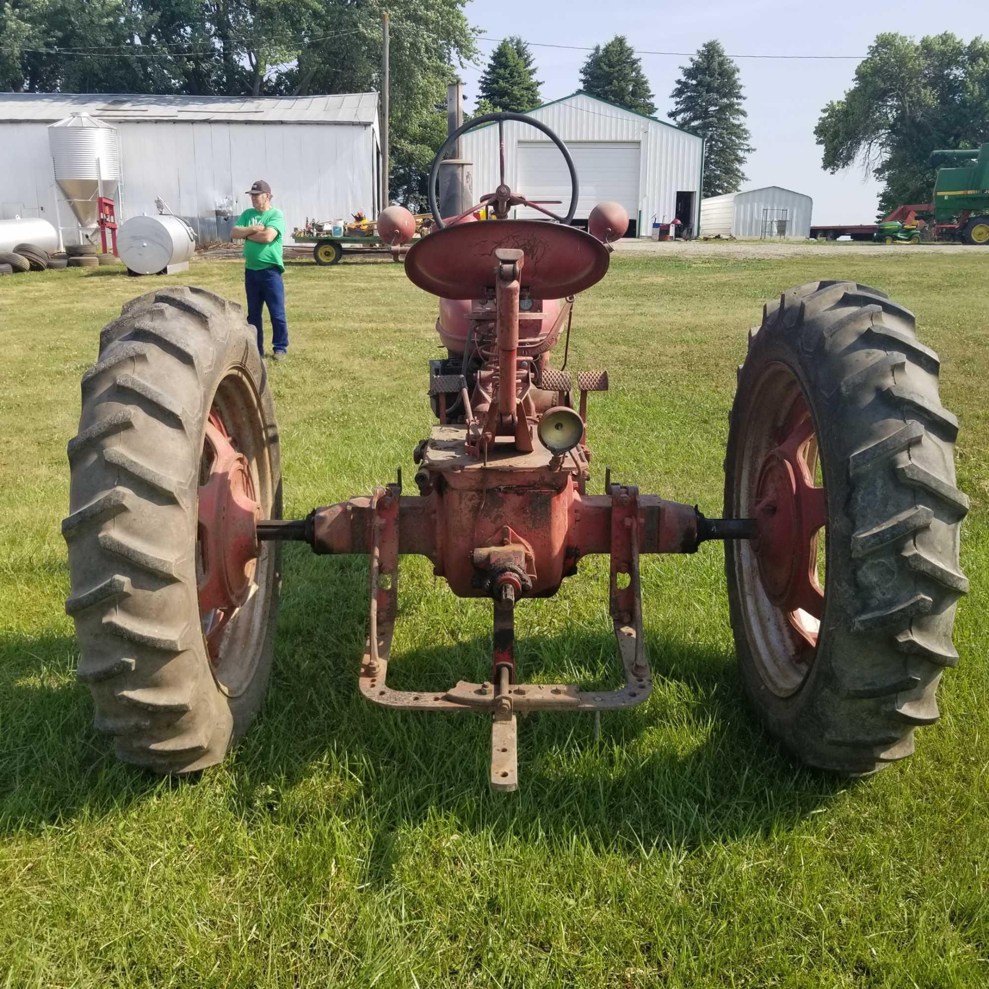 1948 McCormick Farmall H Tractor