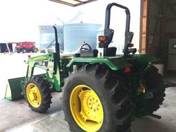 JOHN DEERE 5075E MFD TRACTOR W/553 LOADER