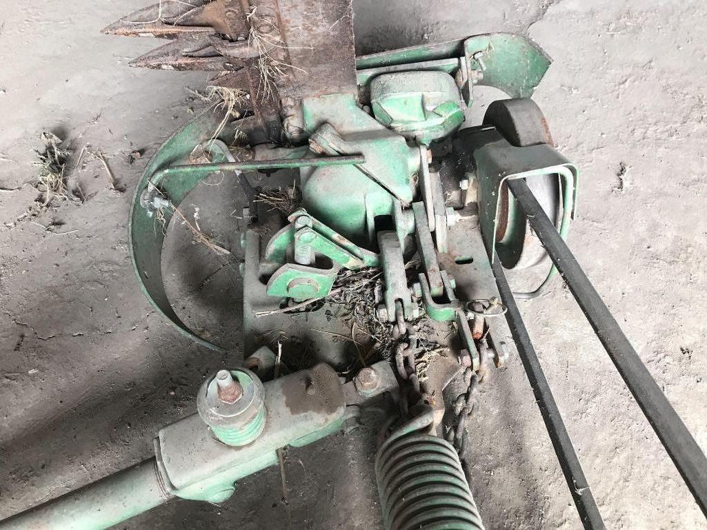 JOHN DEERE 350 7' SICKLE MOWER