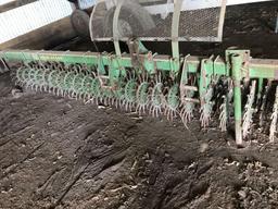 JOHN DEERE 400 3pt ROTARY HOE