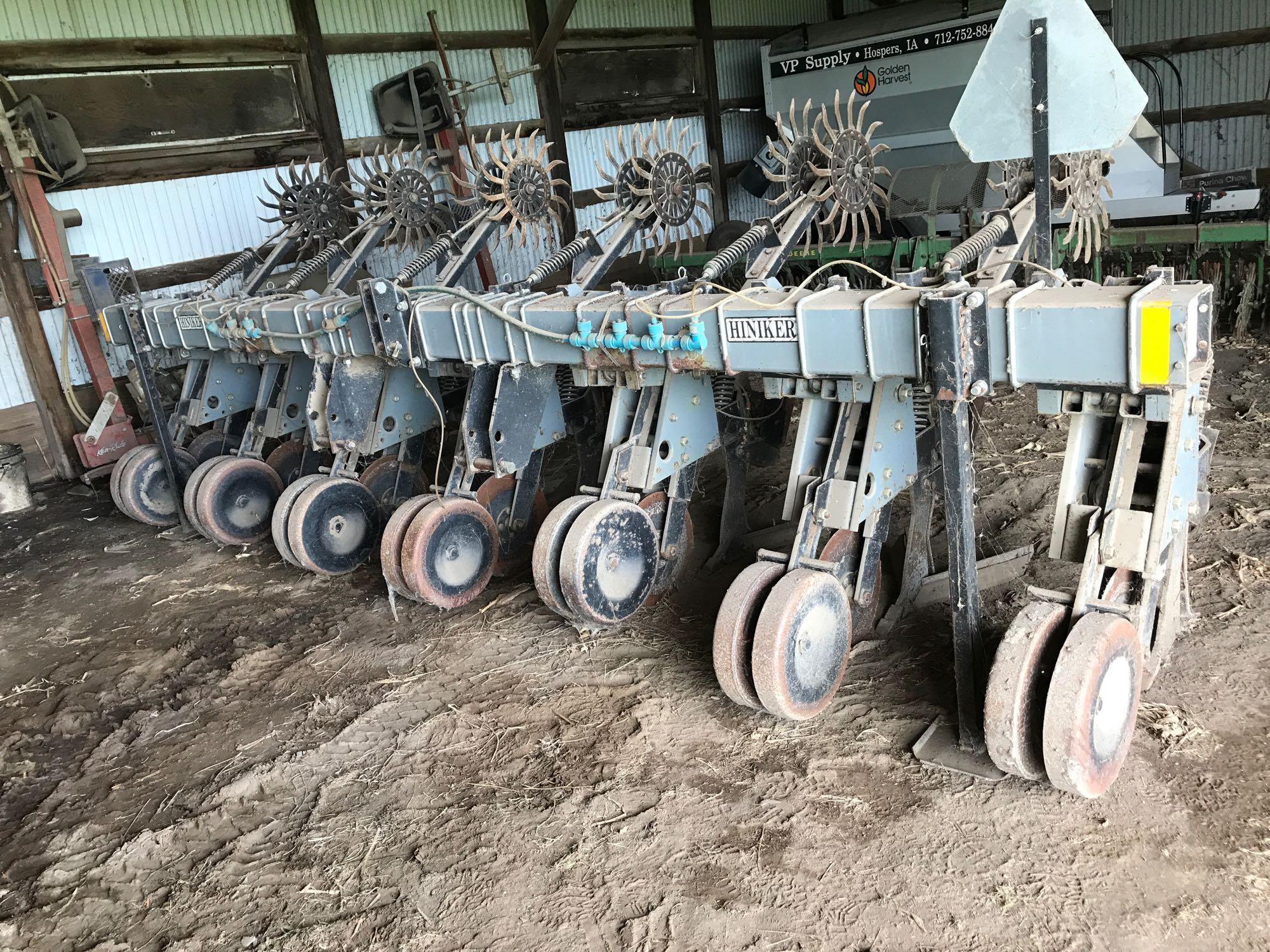 HINKER 5000 GREY 6x30 ROW CROP CULTIVATOR