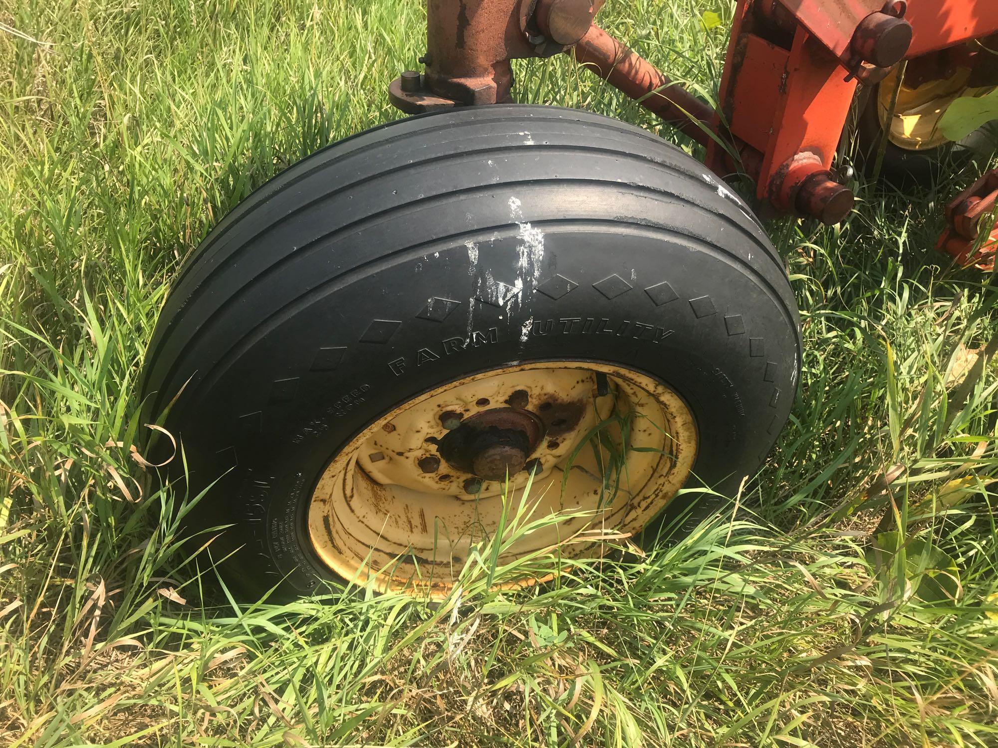 MF 880 6x18? auto reset Plow w/buster bar;