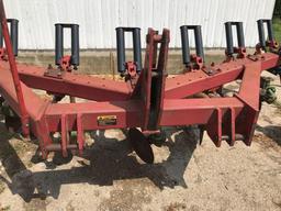 Case-IH #14 3 Point 7x30 V-Ripper