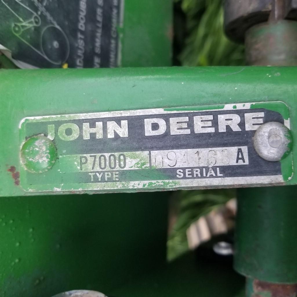 JOHN DEERE 7000 6x30' PLANTER