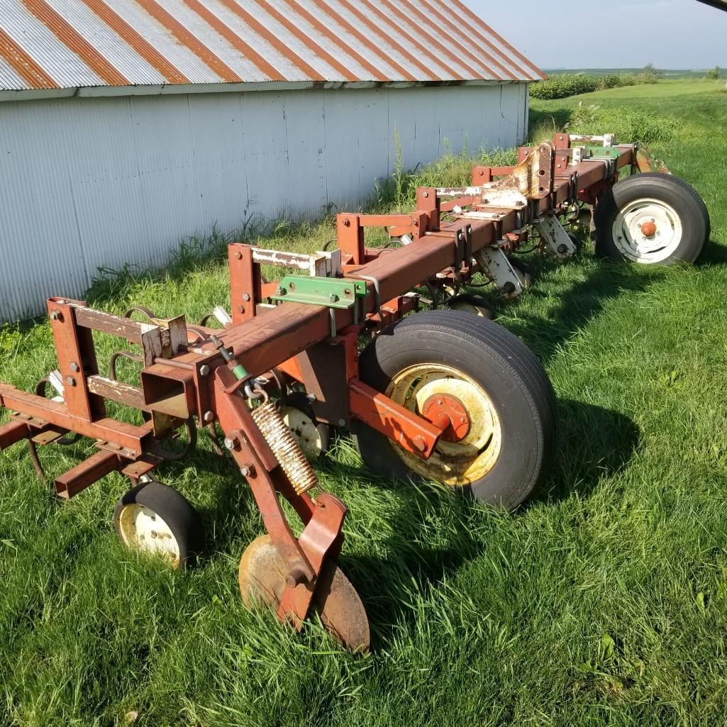 NOBLE 6x30'' 3 POINT ROW CULTIVATOR