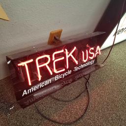 Trek USA Neon sign