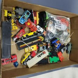 ASSORTMENT MATCHBOX AND HOTWHEELS