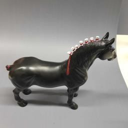 PETER STONE 1996 BLACK DRAFT HORSE RED DRESSING