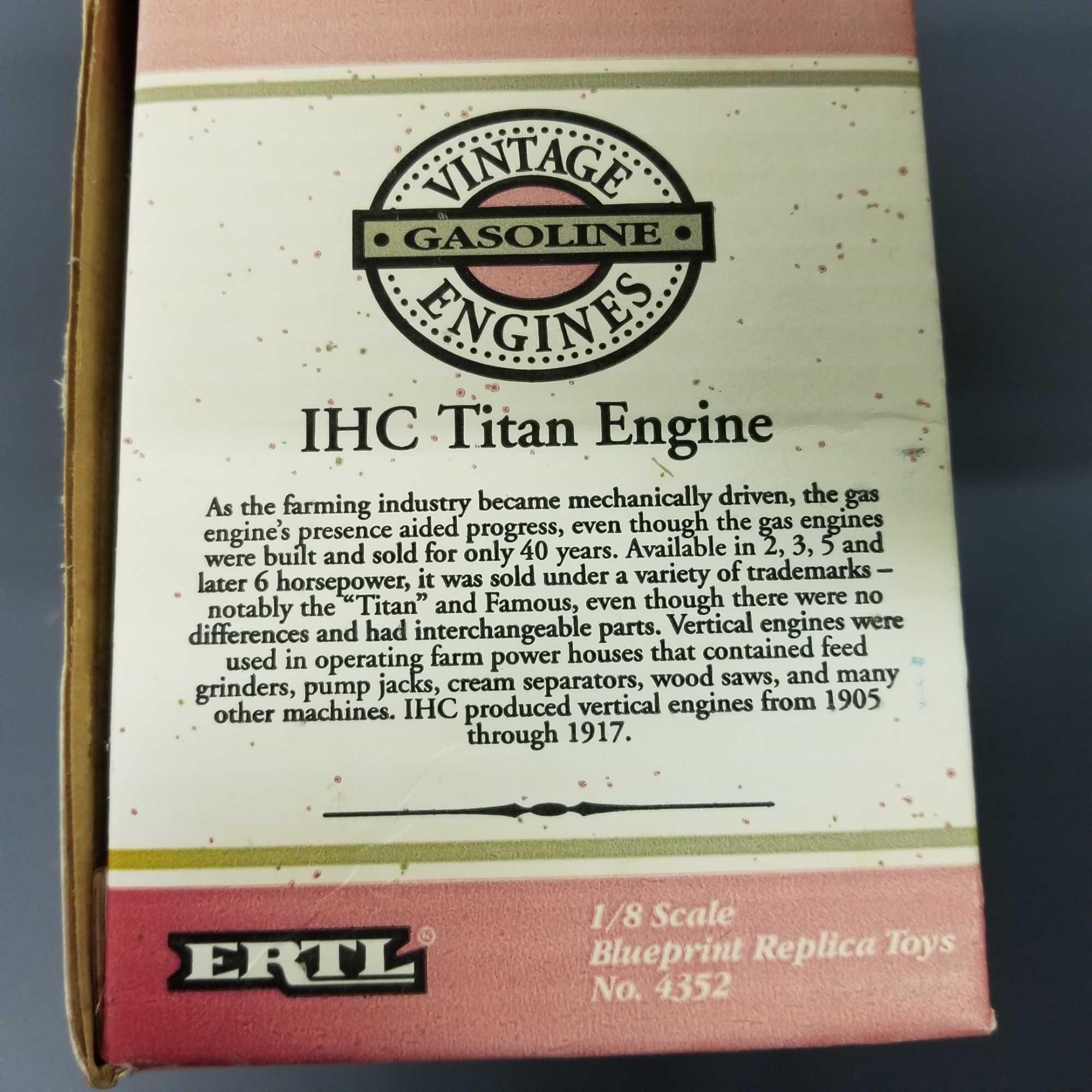 IHC MODEL "TITAN VERTICAL ENGINE" HIT-MISS