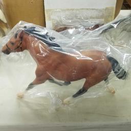 BREYER 3 HORSE SET