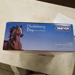 BREYER 410199 CHAMPION ARABIAN STALLION