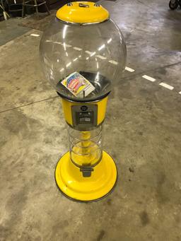 "BEAVER" GUMBALL MACHINE 25 CENTS YELLOW