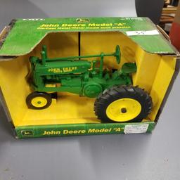 JOHN DEERE MODEL "A" UNSTYLED