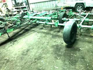 Deutz-Allis 1200 Pull Type Field Cultivator, 21' Hydraulic Fold w/4 bar Wilrich mulcher