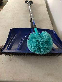 Plastic snow scoop and cob web duster, NO SHIPPING!