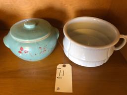 2 Crock bowls, 1 w/lid