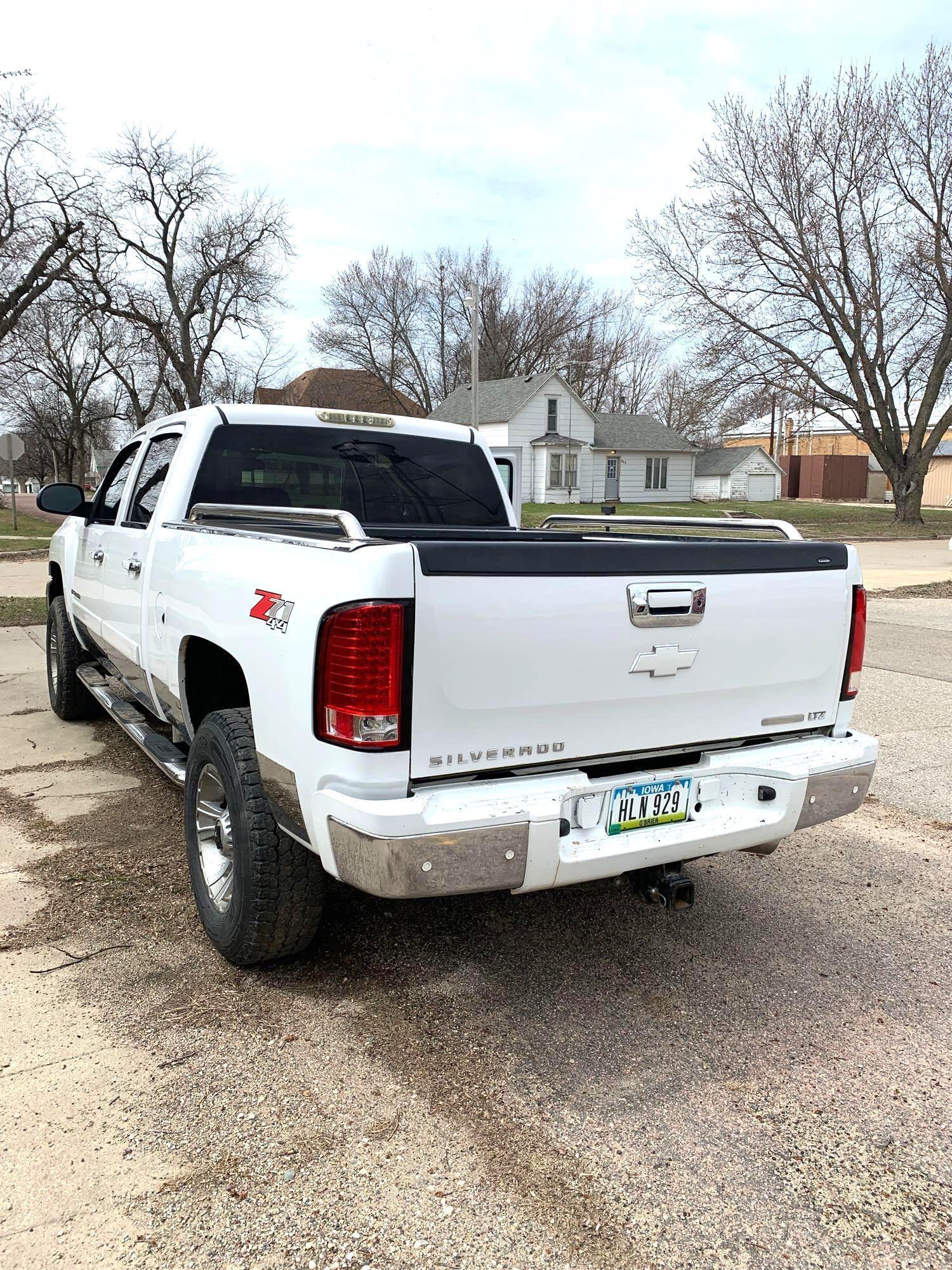 2008 Chevrolet Z-71 2500 LTZ Crew Cab Pickup