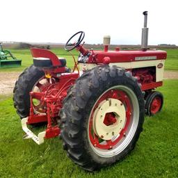 1963 IH 560 Diesel Tractor, Narrow Front, 2 Point Hitch, Restored