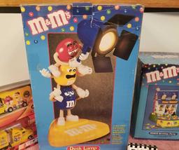 Assortment M&M Collectibles inc. Semi Tractor/Trailers, Desk Lamp, Dispenser