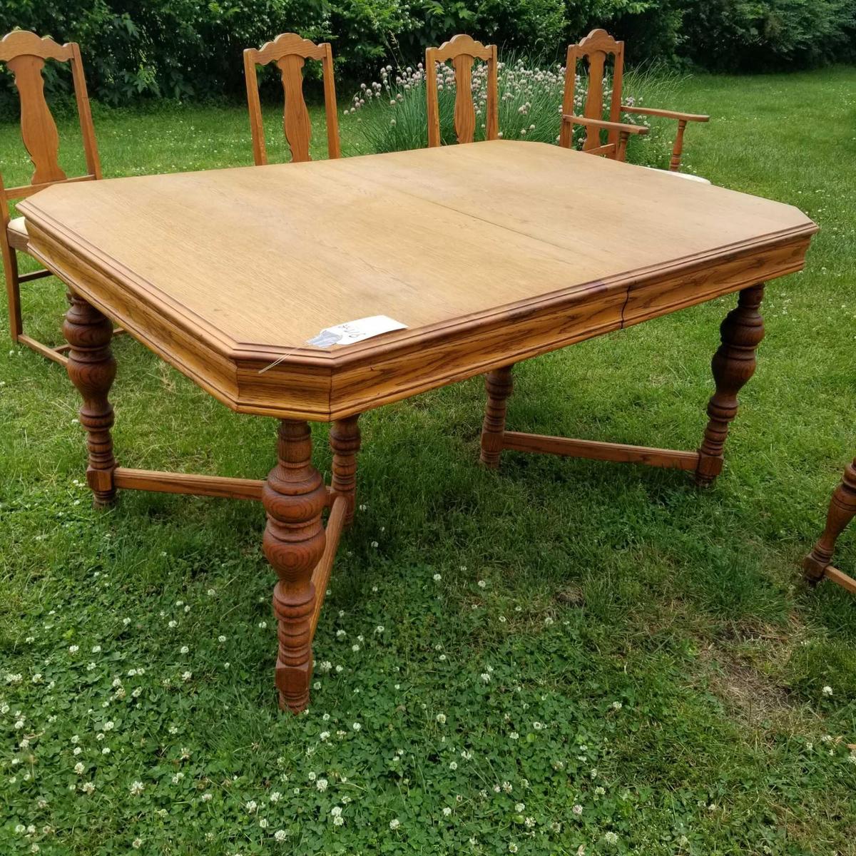 40x60 Split Pedestal Table and 8 Chair Set