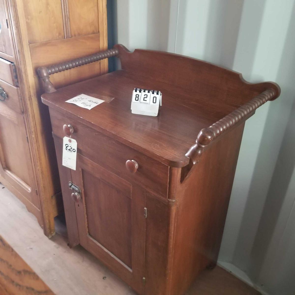 Wash Stand with Side Towel Racks