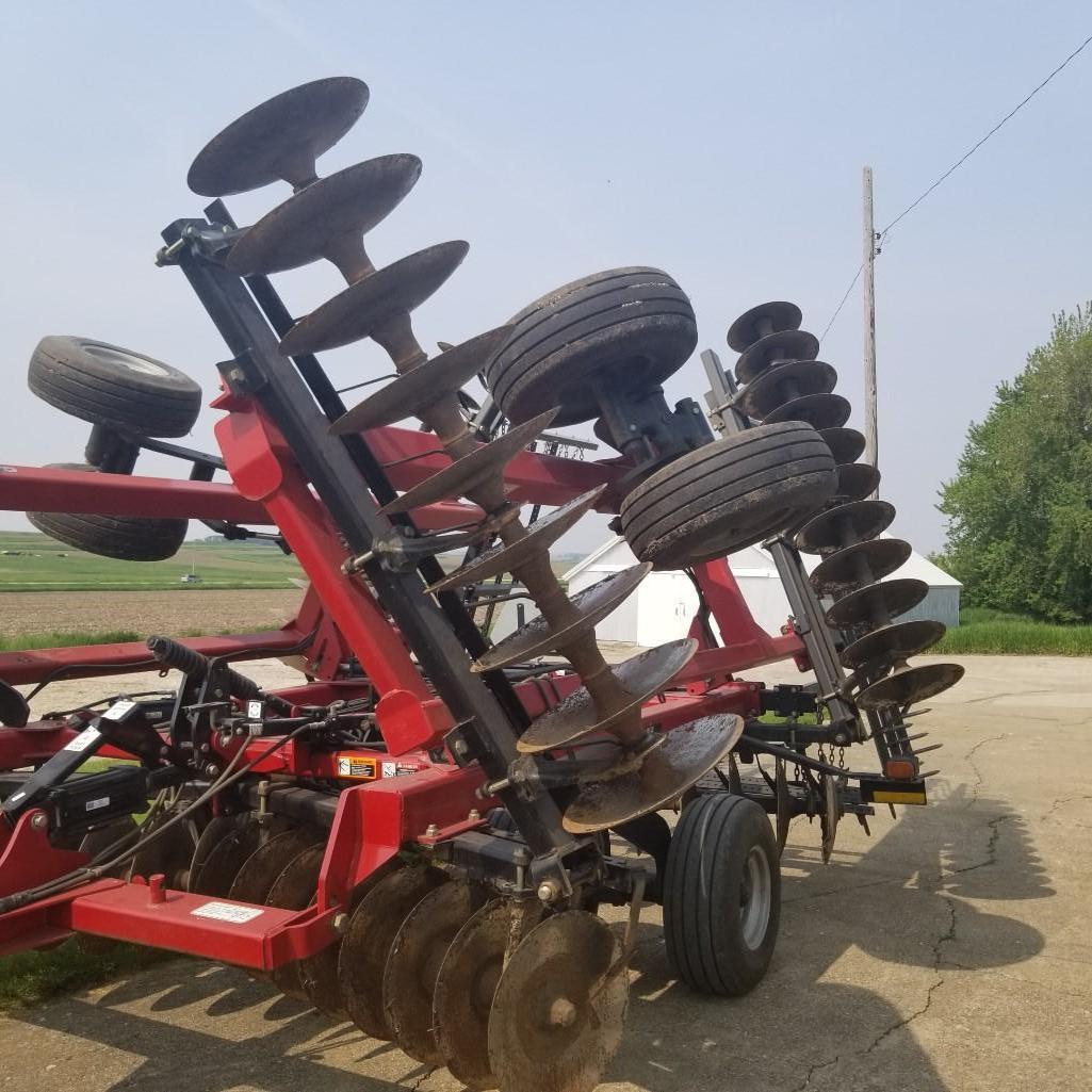 Case IH RMX 340 26' Tandem Disk with Harrow