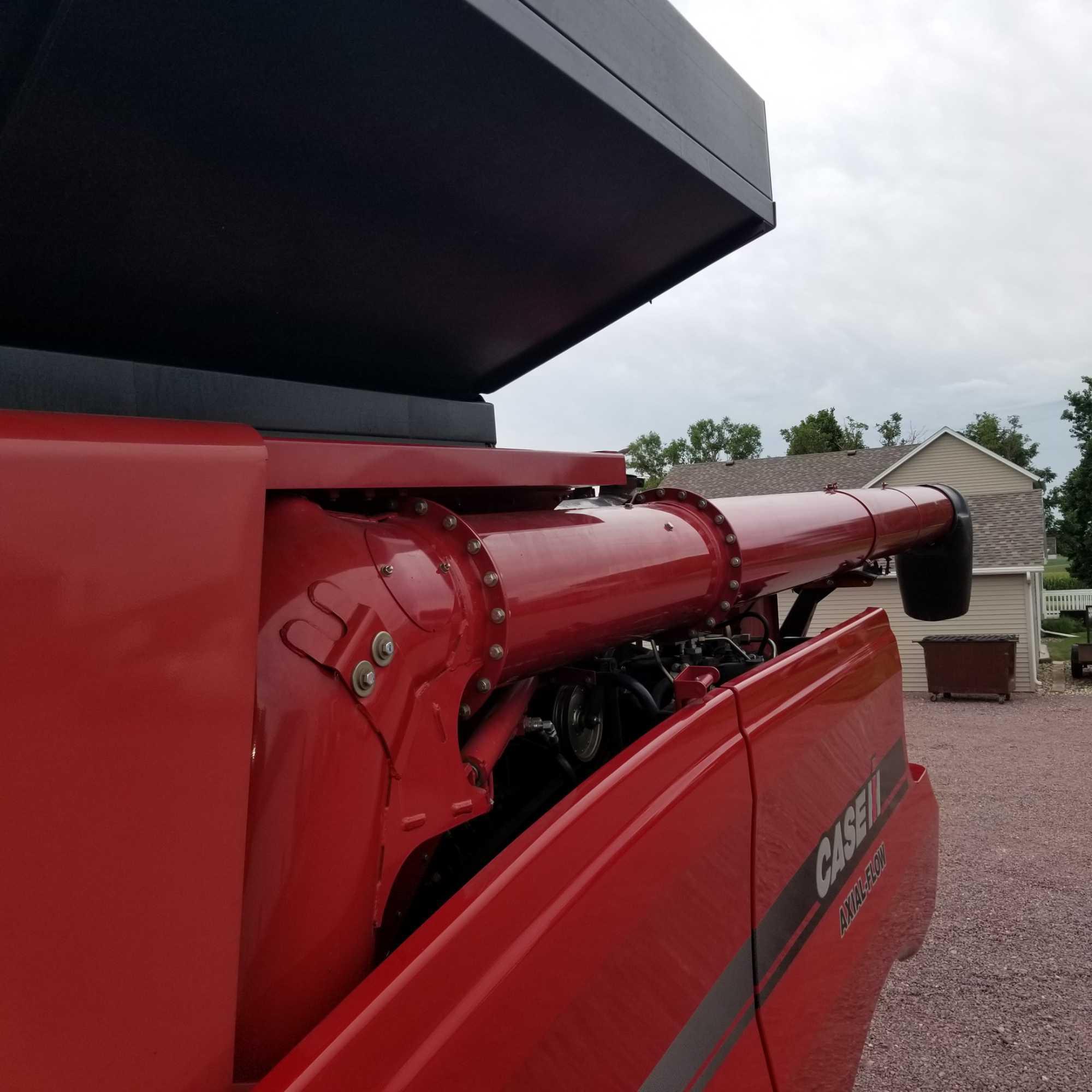 CaseIH 7120 Combine 2wd 2174/1612 hours