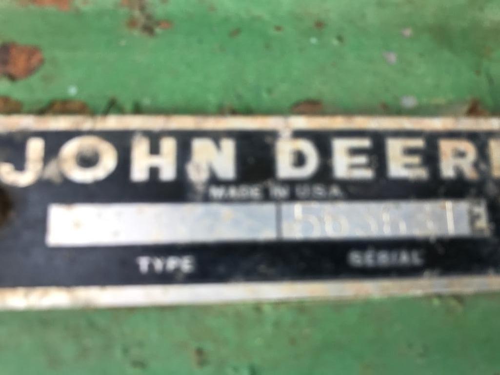 John Deere 3940 Chopper