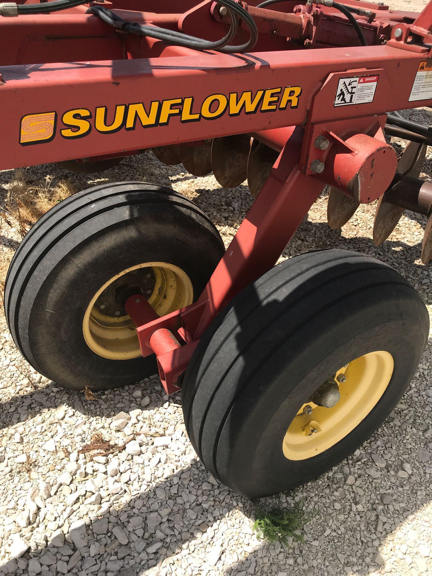 Sunflower 1434 Tandem Disk 36'