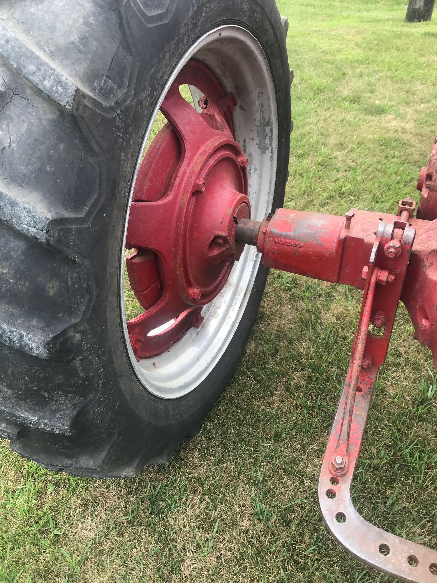 1953 IH Farmall Super M Tractor