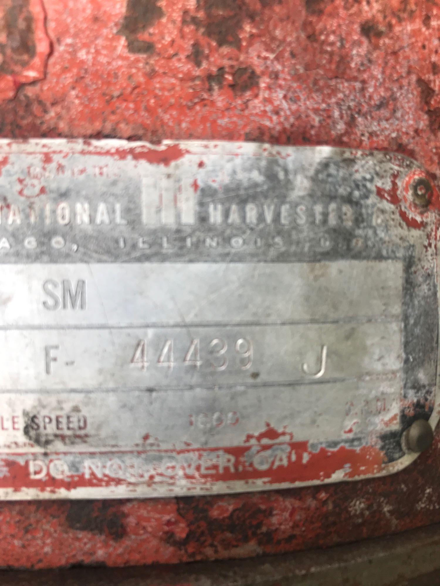 1953 IH Farmall Super M Tractor