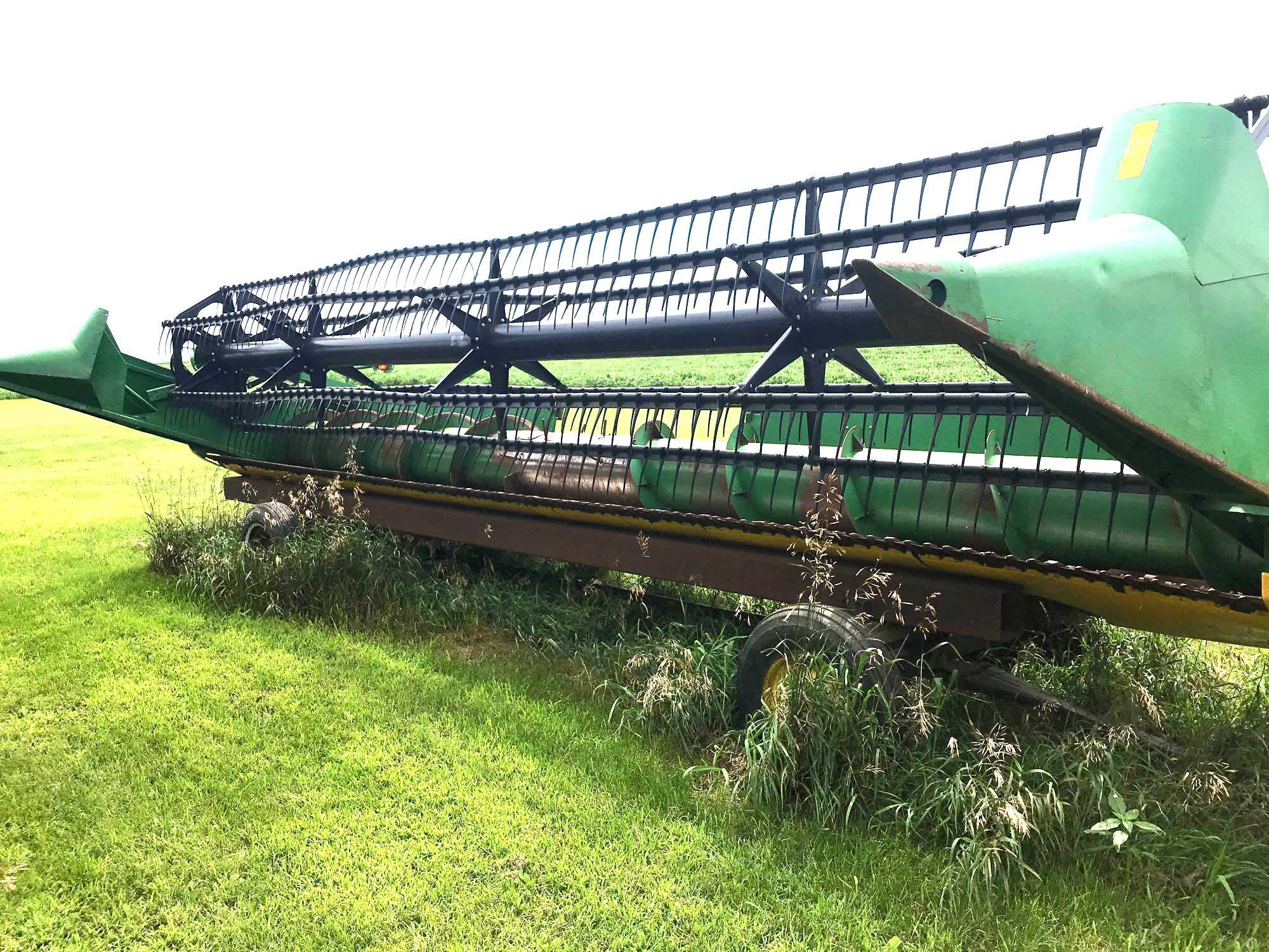 1992 John Deere 925F Flex Platform with Transport