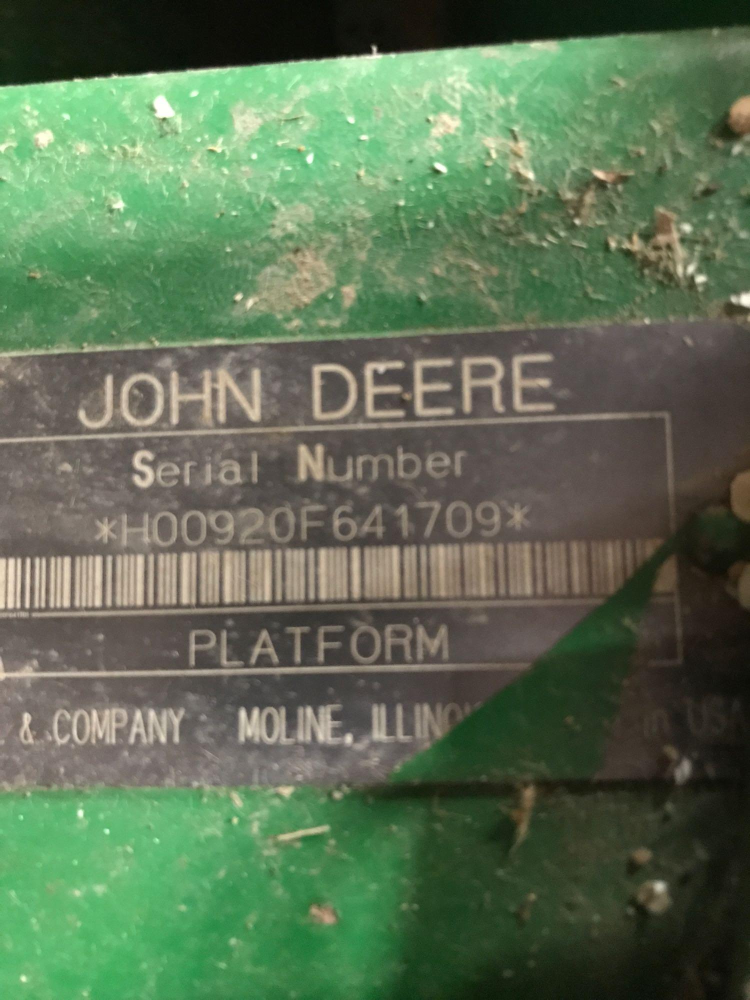 1991 John Deere 920F Flex Platform