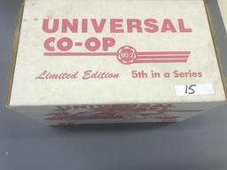 Limited Edition 1/16 Scale Universal Co-op Tractor - NIB