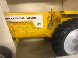1/16th Scale Models Minneapolis Moline G-940 Tractor-NIB