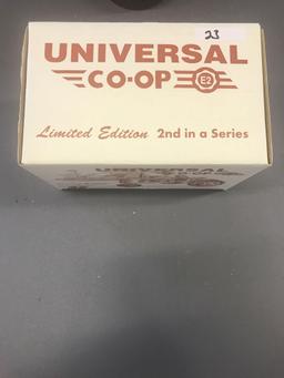 Ertl 1/16th Scale Limited Edition Universal Co-op Tractor-NIB