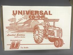 Ertl 1/16th Scale Limited Edition Universal Co-op Tractor-NIB