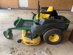 John Deere Z425 Zero Turn Lawn Mower