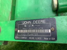 John Deere 1760 12x30 Planter