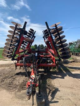 CaseIH Model 340 Tandem Disk Harrow 25'